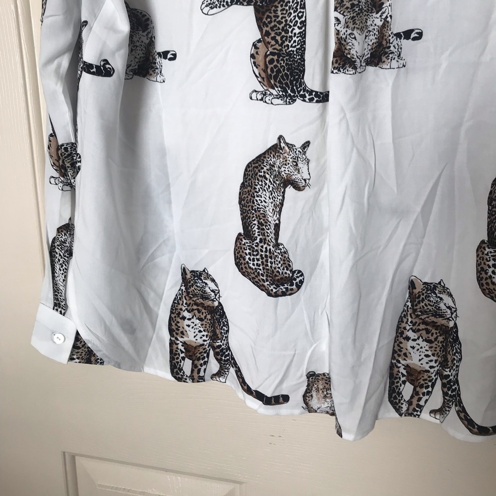 Jane + Delancey Leopard Print White Shirt Size Large - Picture 5 of 8